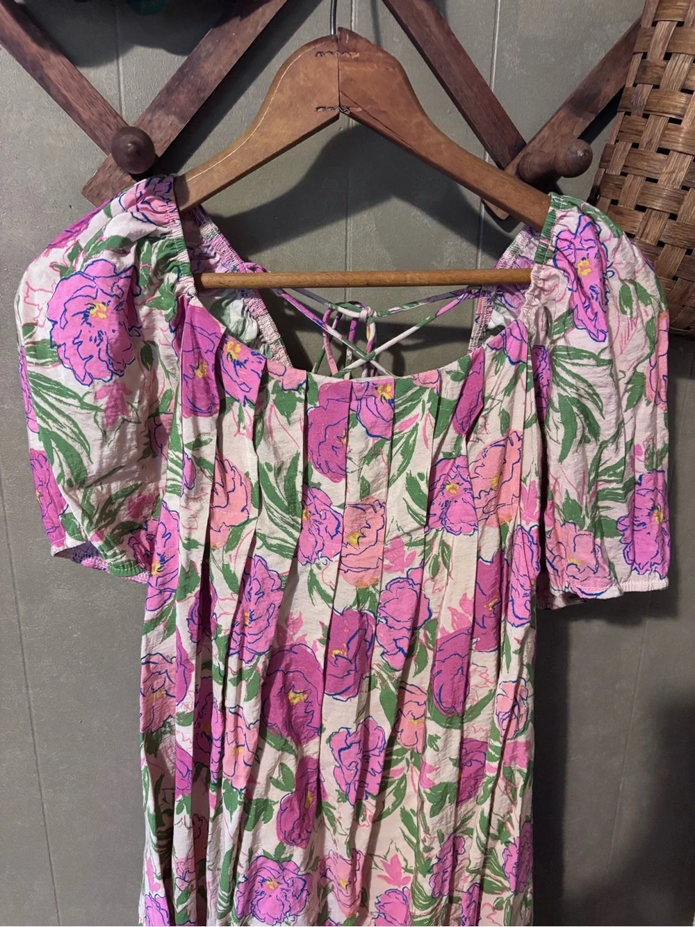 Boutique Floral Puff-Sleeve Mini Dress
